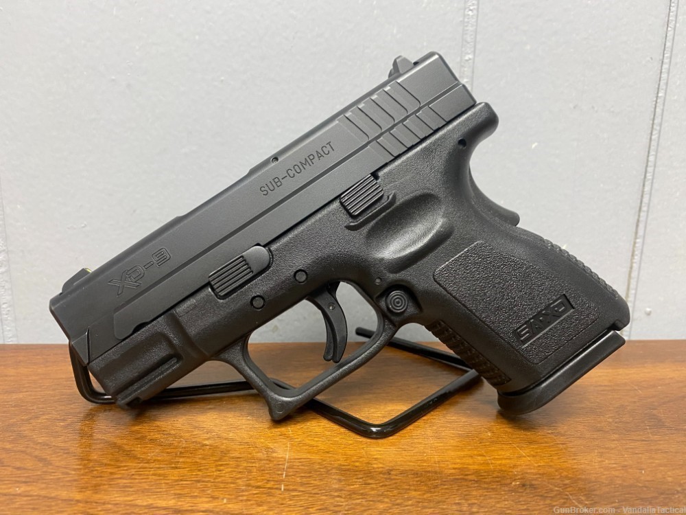 Springfield Armory XD-9 Sub Compact w/ (1) 13 Rd Magazine *Great Condition*-img-0