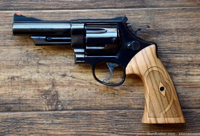 Smith and Wesson S&W model 57 .41 Mag 4"-img-0