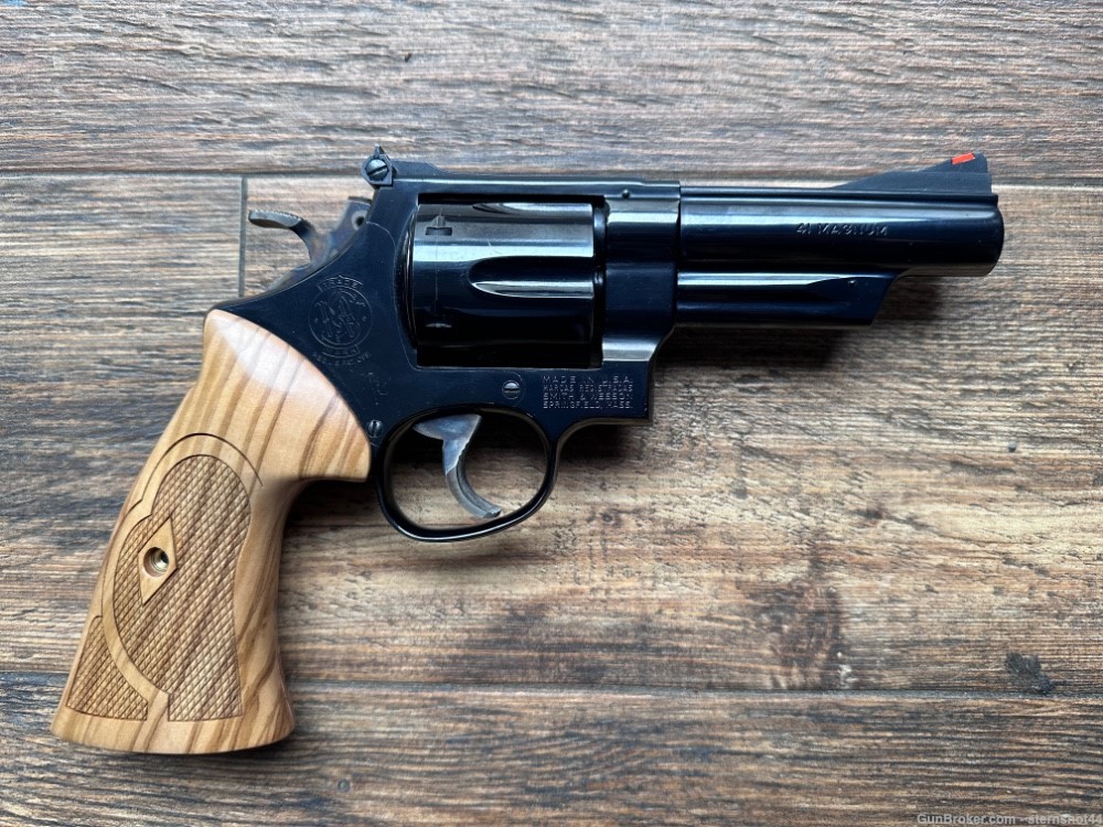 Smith and Wesson S&W model 57 .41 Mag 4"-img-2