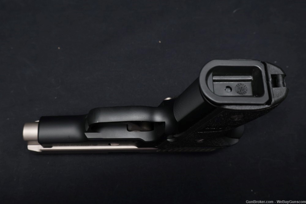 German Sig Sauer P229 Bi-Tone .40S&W WOW!-img-11