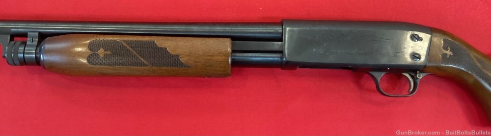 Ithaca Model 37 Featherlight 16GA Pump 28” 2-3/4” 4+1 Walnut Stock Used-img-3