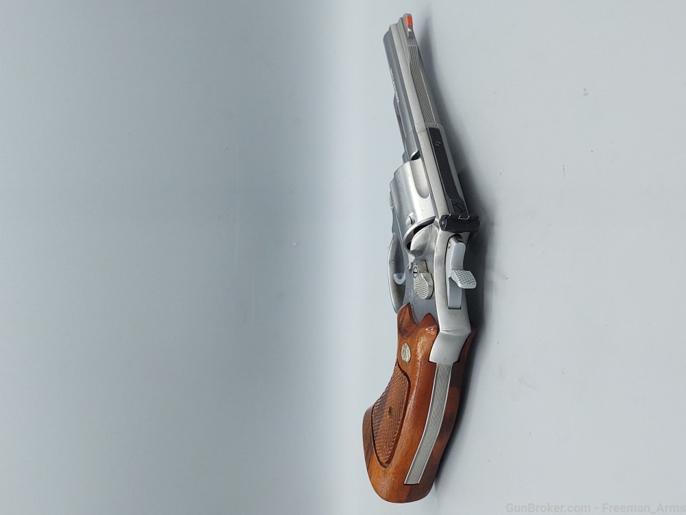 Smith & Wesson Model 66-Stainless Revolver-357 Magnum-Walnut Stocks-img-3