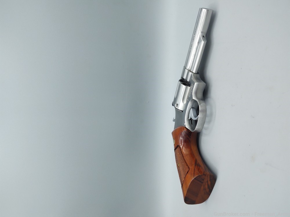 Smith & Wesson Model 66-Stainless Revolver-357 Magnum-Walnut Stocks-img-2