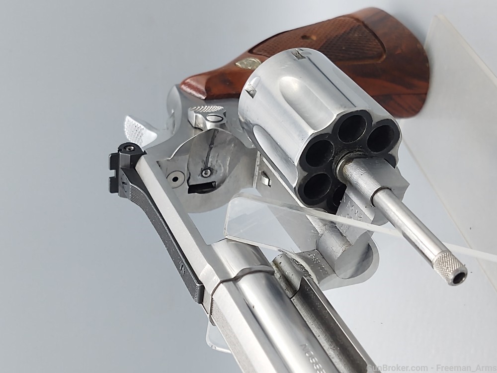 Smith & Wesson Model 66-Stainless Revolver-357 Magnum-Walnut Stocks-img-0