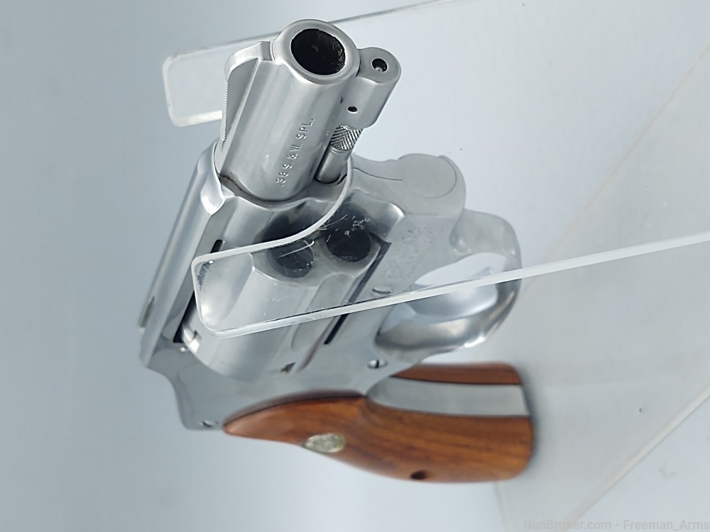 Smith & Wesson Model 640 Stainless Revolver-38 Spcl-2" Barrel-Walnut Stocks-img-5