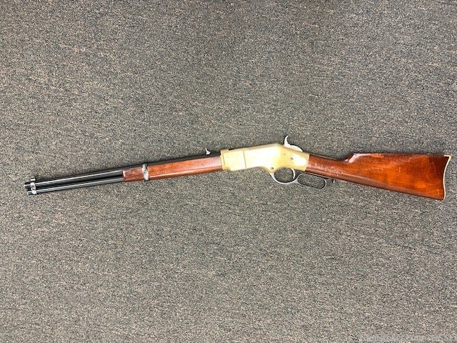 A Uberti Model 66 lever action carbine-img-0