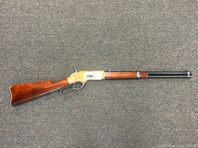A Uberti Model 66 lever action carbine-img-4