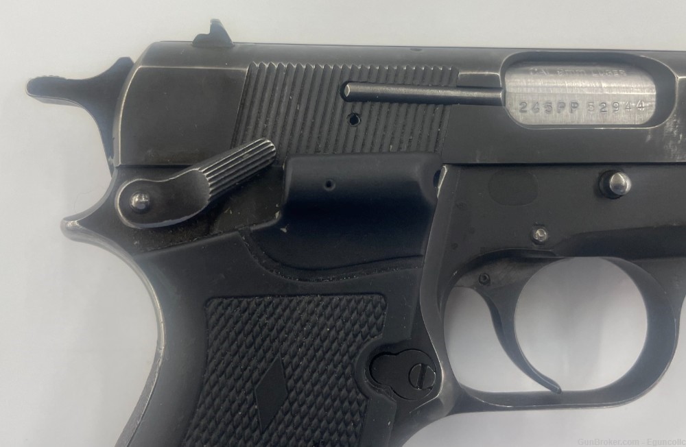 Browning Hi Power 9mm w/Pistol Grip Laser 1-13rd Mag -img-2