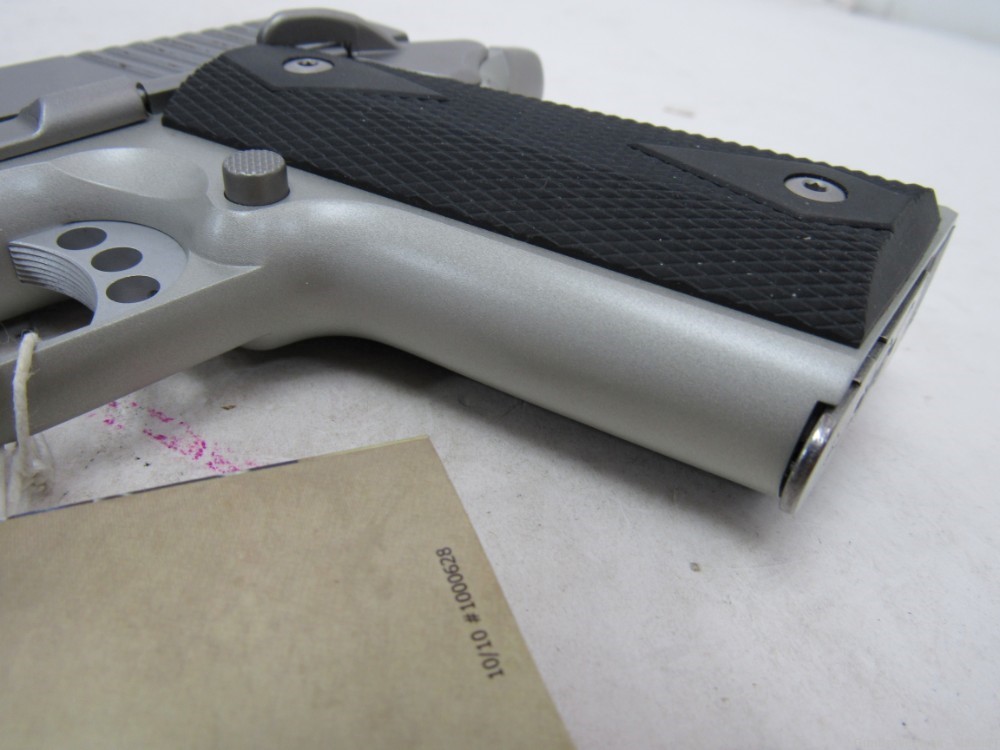 Like New in Box w/2 Mags Kimber Stainless Ultra Carry II 9mm No Reserve-img-8