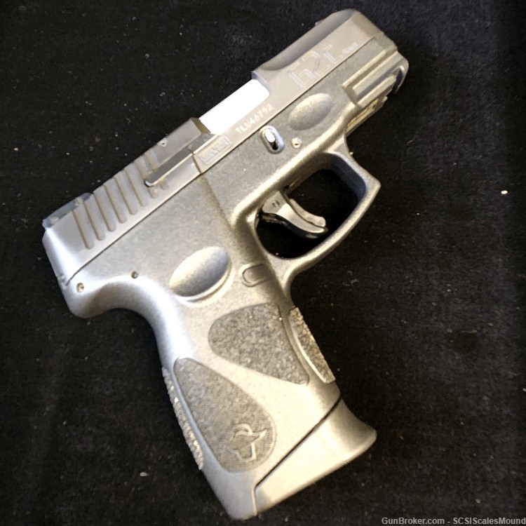 Taurus G2c 9mm 12 round double stack conceal pistol semiauto -img-2