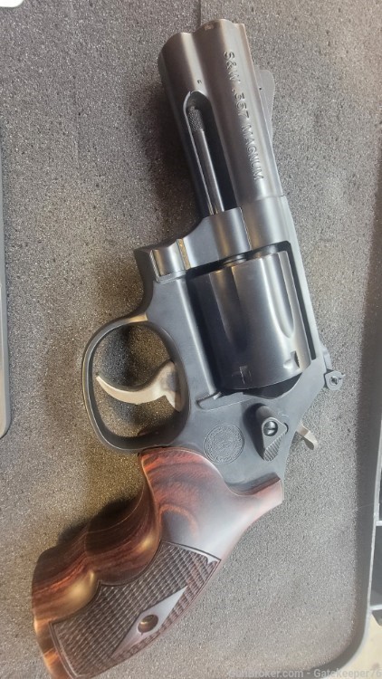 S&W 586 PC 7 shot like new-img-1