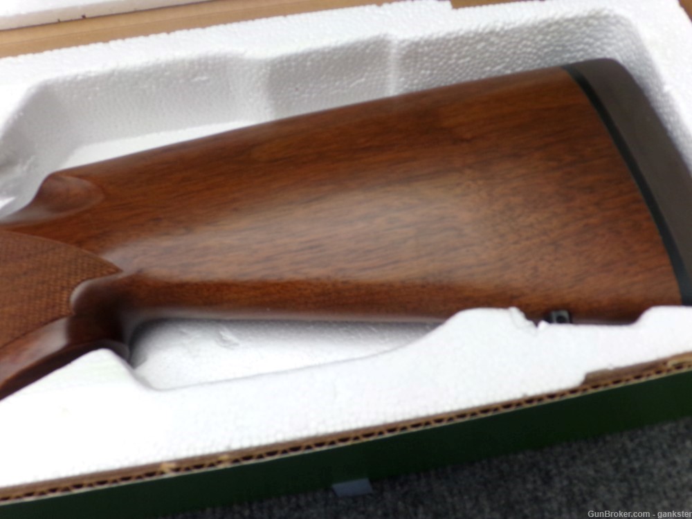 Beautiful Remington 700 Classic in 350 Remington Magnum. Non Origional Box.-img-2