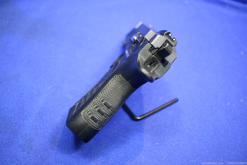 EAA Tanfoglio Witness-P Compact 10mm 3.6" w/ Hard Case-img-10