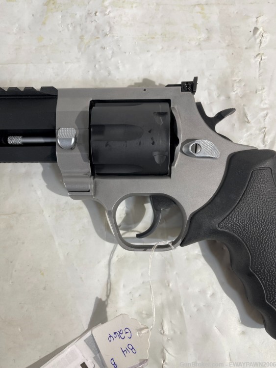 Taurus Raging Hunter 44 Magnum Revolver -img-5