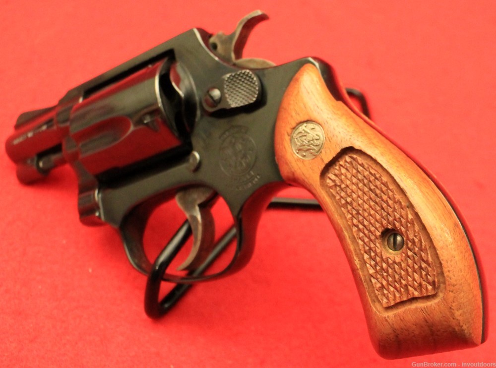 Smith & Wesson Model 36 no dash 2" barrel 5-shot revolver.-img-3