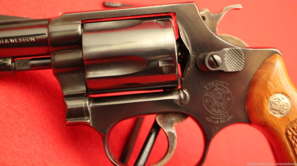 Smith & Wesson Model 36 no dash 2" barrel 5-shot revolver.-img-12