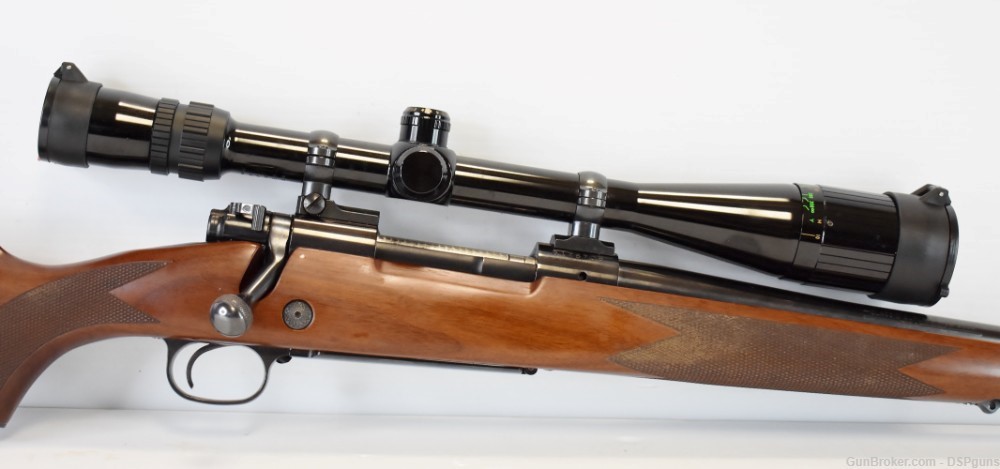 Winchester Model 70 Classic Super Grade w / BOSS .270 Win Bolt Action Rifle-img-3