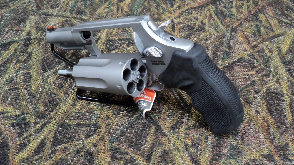 NEW Taurus .45/410 Judge Magnum 3" BBL 3" Double-Action Revolver .01 NR-img-3