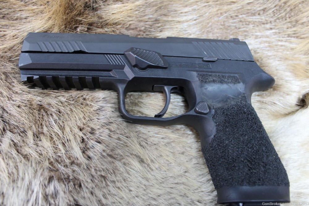 SIG SAUER P320 with Modified Wilson Combat Grip-img-4