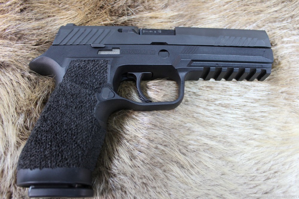SIG SAUER P320 with Modified Wilson Combat Grip-img-5