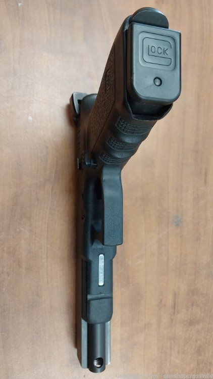 Glock Model G17L GEN3 Pistol 9mm 17L Long Slide 6" 17RD-img-4