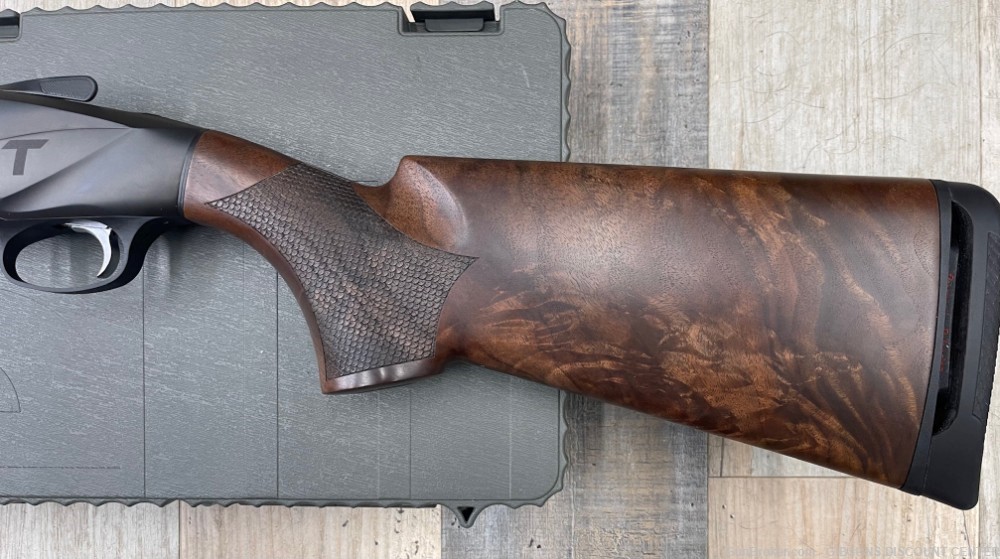 Benelli 828U Sport 12G, 32", AA-Grade Satin Walnut, 10731, Take a Shot-img-6