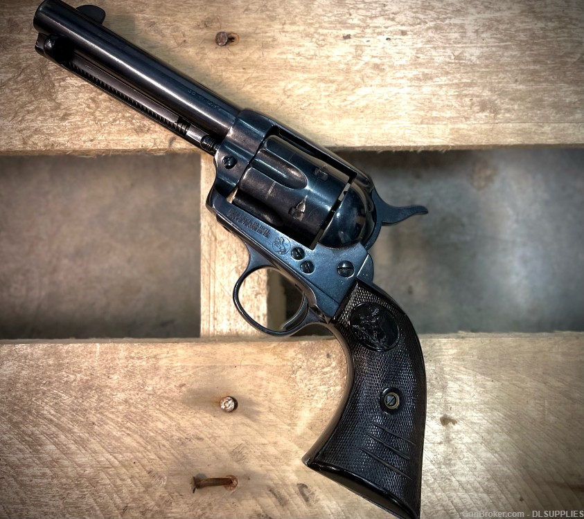 EARLY COLT SAA SINGLE ACTION ARMY 38-40 MADE IN 1899-img-0