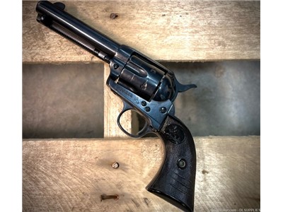 EARLY COLT SAA SINGLE ACTION ARMY 38-40 MADE IN 1899