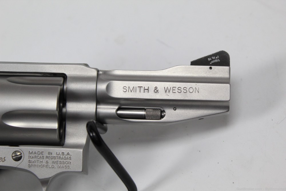 Smith and Wesson S&W 60 15 Pro Series .357 Magnum Double Action Revolver-img-8