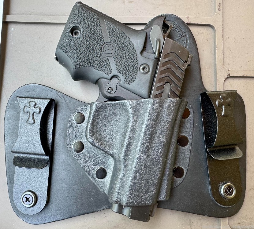 Springfield 911 9mm W/ Hogue Grips + Crossbreed IWB Holster. PG9119H-img-8