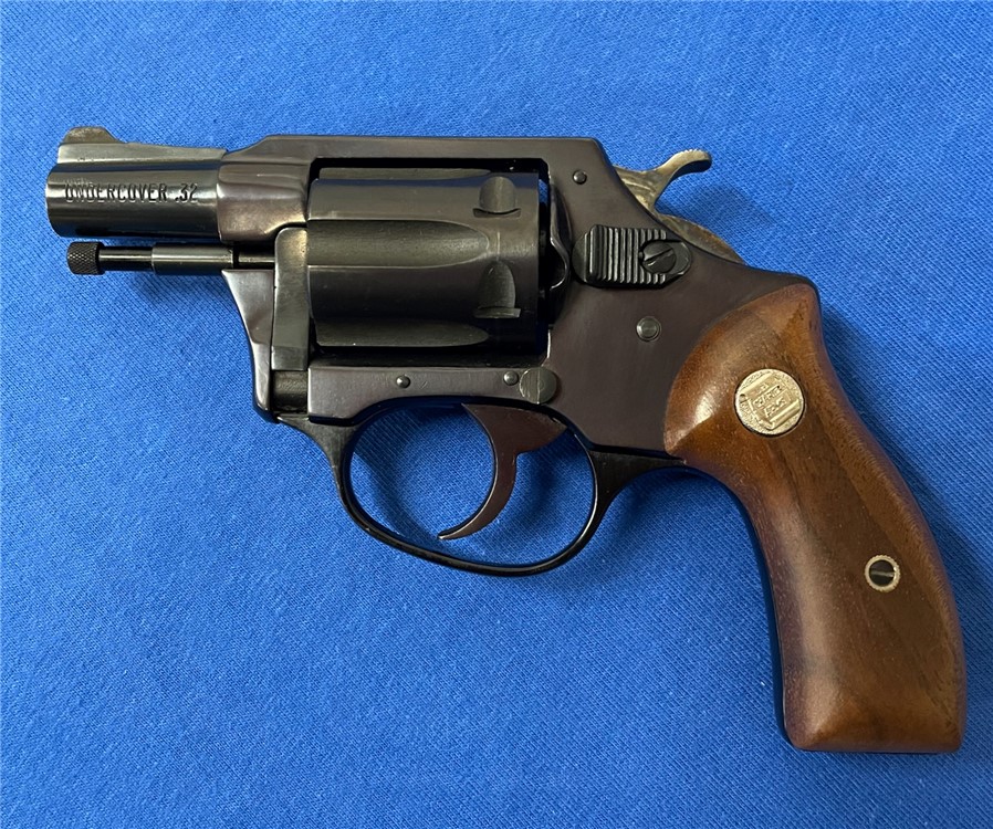 Used Nice Charter Arms Undercover .32 Revolver with 2" Barrel -img-1
