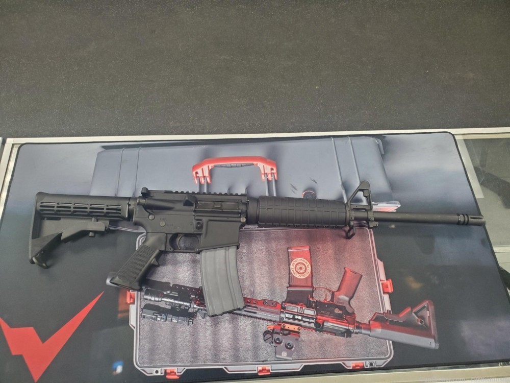 USED but never fired COLT M4 Carbine CE2000 5.56 -img-3