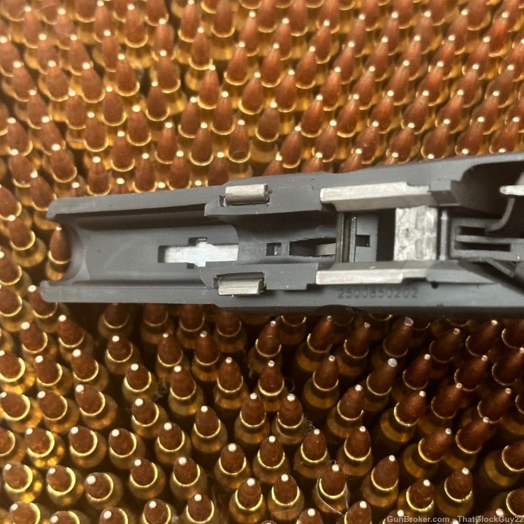 Glock 17 17L 22 24 31 34 35 Complete Lower Frame Receiver Factory OEM Black-img-10