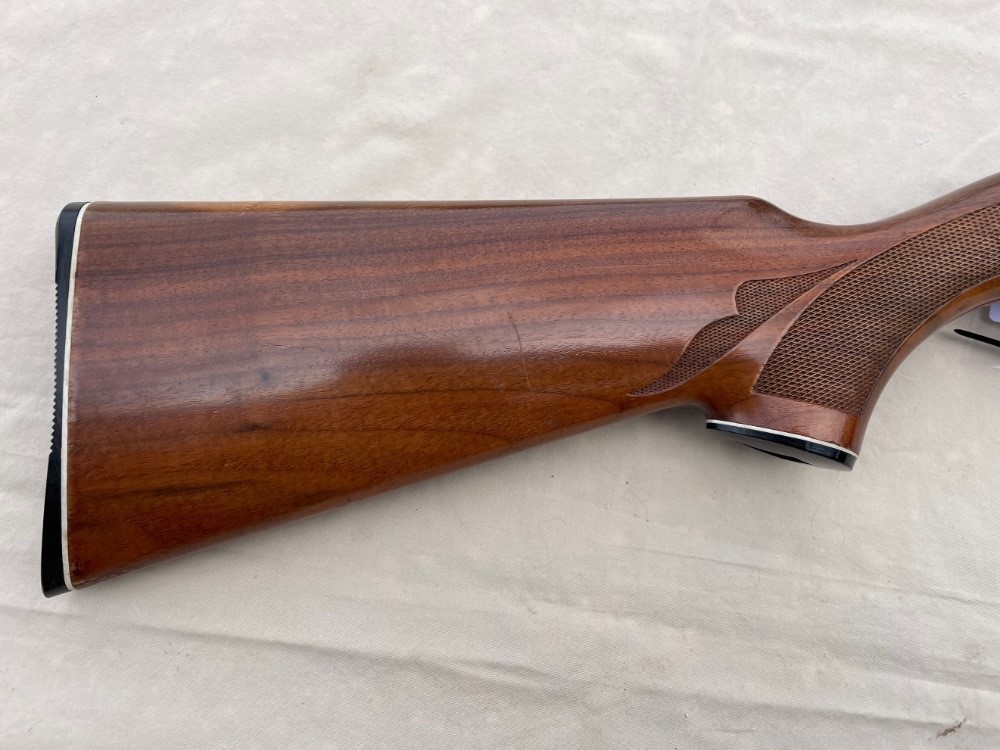 Remington Model 1100 Left Handed 12 Gauge Semi Auto Good Condition-img-1