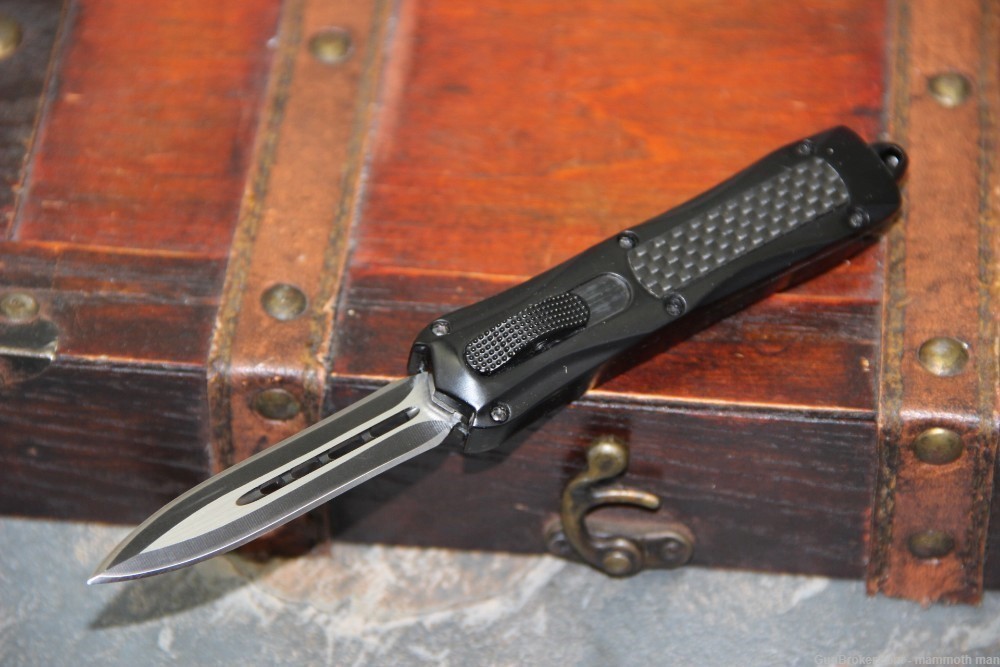 Mini automatic Carbon fiber inlay handle hide out knife-img-0