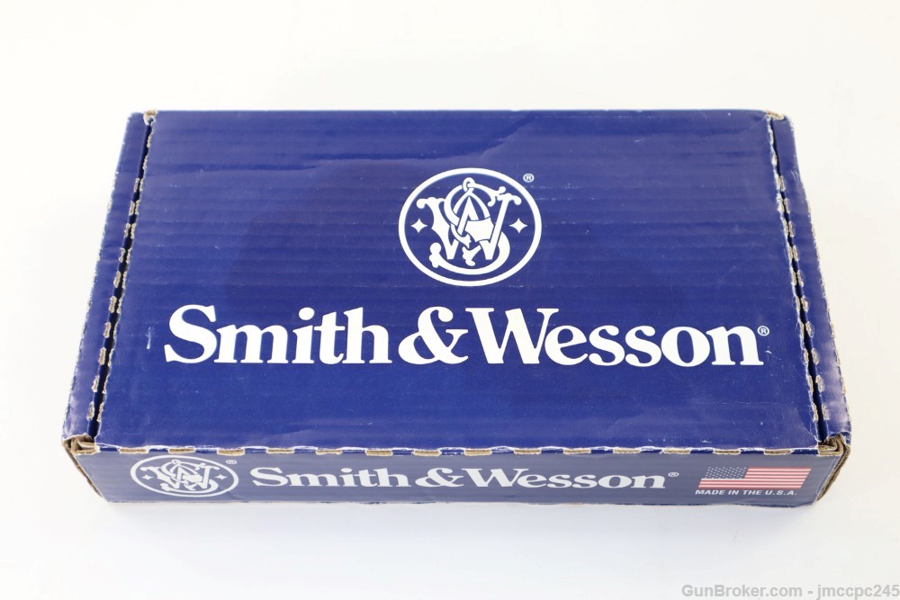 Very Nice Smith & Wesson 351PD Airlite .22 Magnum Revolver W/ Original Box -img-1