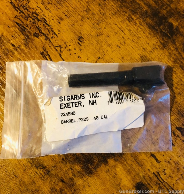 Sig Sauer P228 / P229 .40 S&W Barrel, 3.9" FACTORY REPLACEMENT-img-1