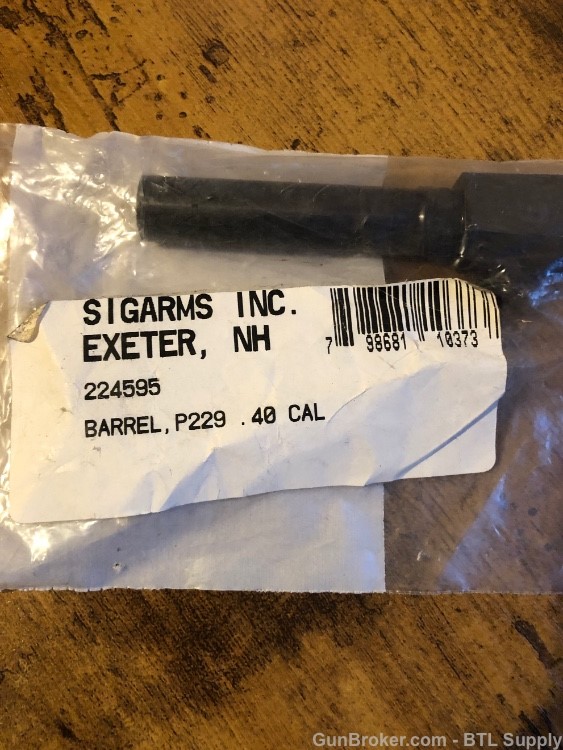 Sig Sauer P228 / P229 .40 S&W Barrel, 3.9" FACTORY REPLACEMENT-img-0