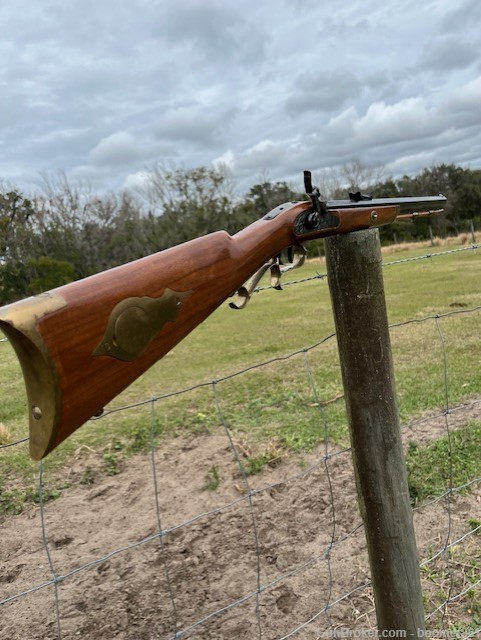 Thompson Center Hawken Rifle 50 Caliber-img-1