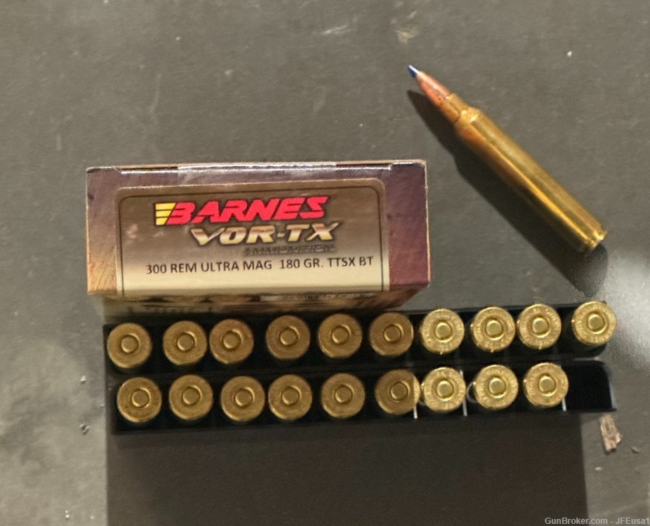 Barnes VOR-TX 180gr. 300 Remington Ultra Magnum Tipped TSX Boat Tail-img-1