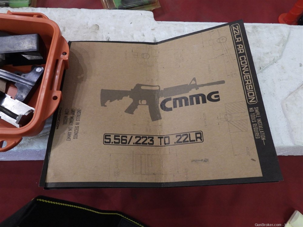 CMMG AR Conversion 5.56 to 22 L.R. w/2 Mags 95%-img-1