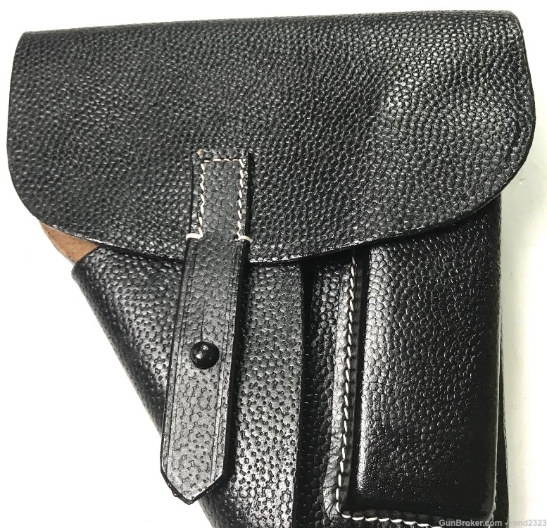 WWII GERMAN WALTHER P38 BLACK PEBBLED SOFTSHELL PISTOL HOLSTER-img-1