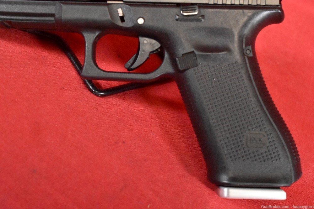 Glock 17 Gen5 9mm 17+1-img-4