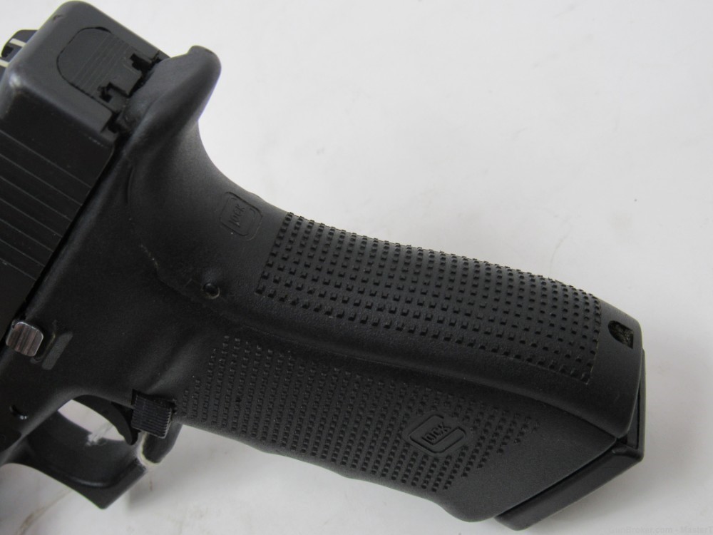 Glock 20 Gen 4 10mm 4.5"Brl $.01 Start No Reserve-img-9