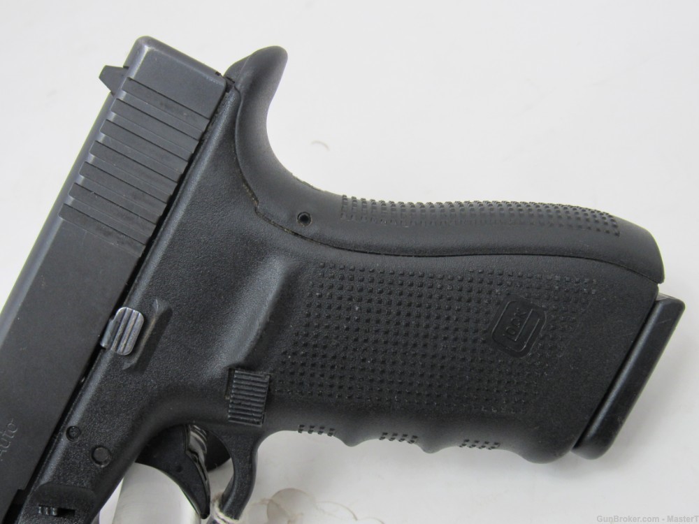 Glock 20 Gen 4 10mm 4.5"Brl $.01 Start No Reserve-img-4