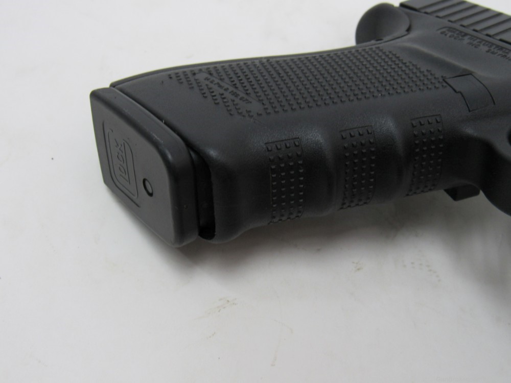 Glock 20 Gen 4 10mm 4.5"Brl $.01 Start No Reserve-img-13