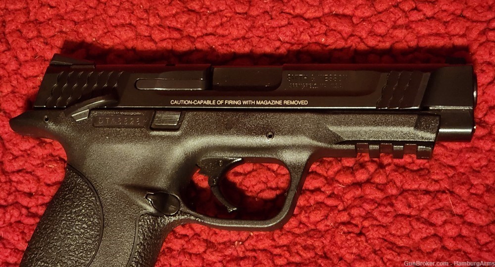Smith & Wesson M&P 45-img-4
