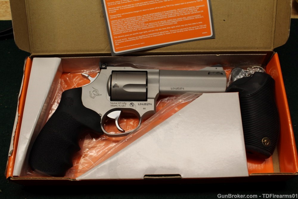 Taurus Tracker 44C .44 magnum 4" ported stainless single/double revolver-img-2