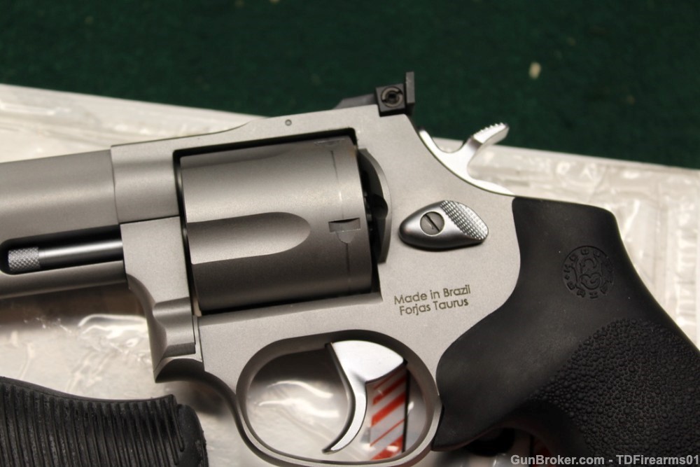 Taurus Tracker 44C .44 magnum 4" ported stainless single/double revolver-img-5