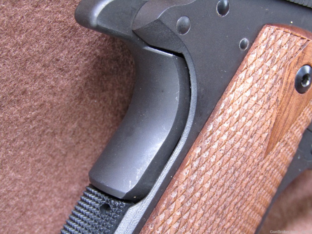 Remington 1911 R1 45 ACP Semi Auto Pistol Thumb Safety 2x 7 Rd Mag Like New-img-9